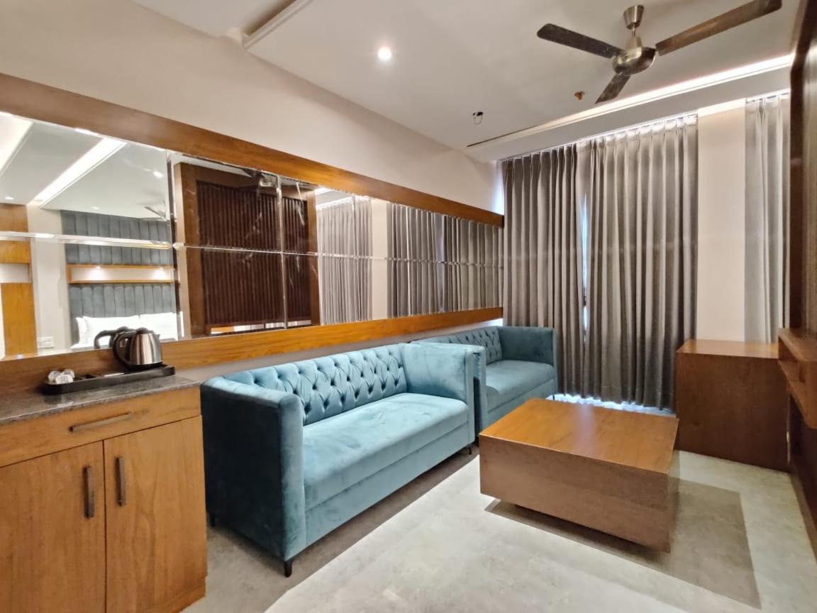 Hotel Parth Una  Exterior photo